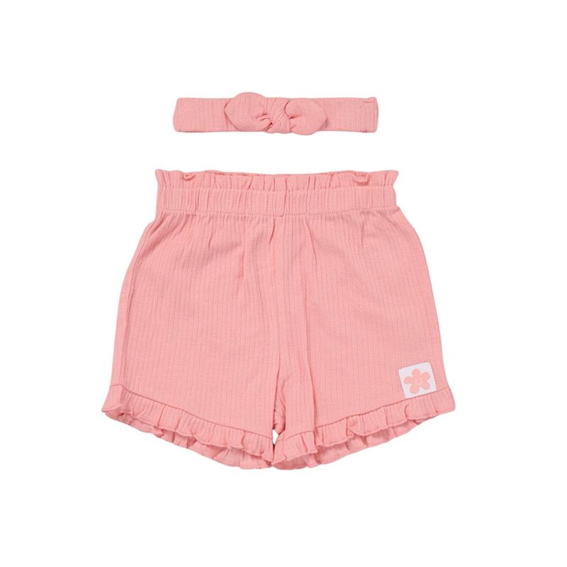 Crepe Shorts Outfit