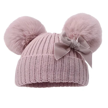 Pom Pom Bow Hat