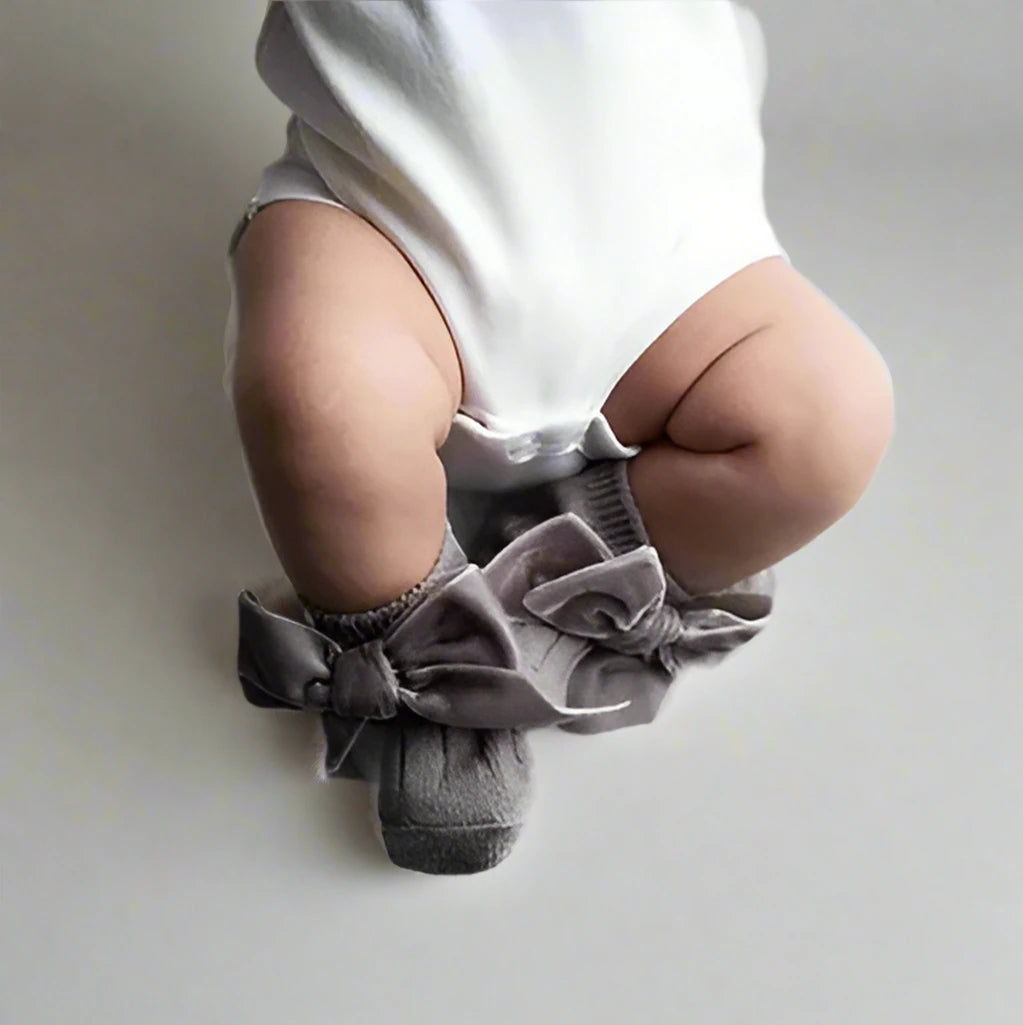 Velvet Bow Ankle Socks