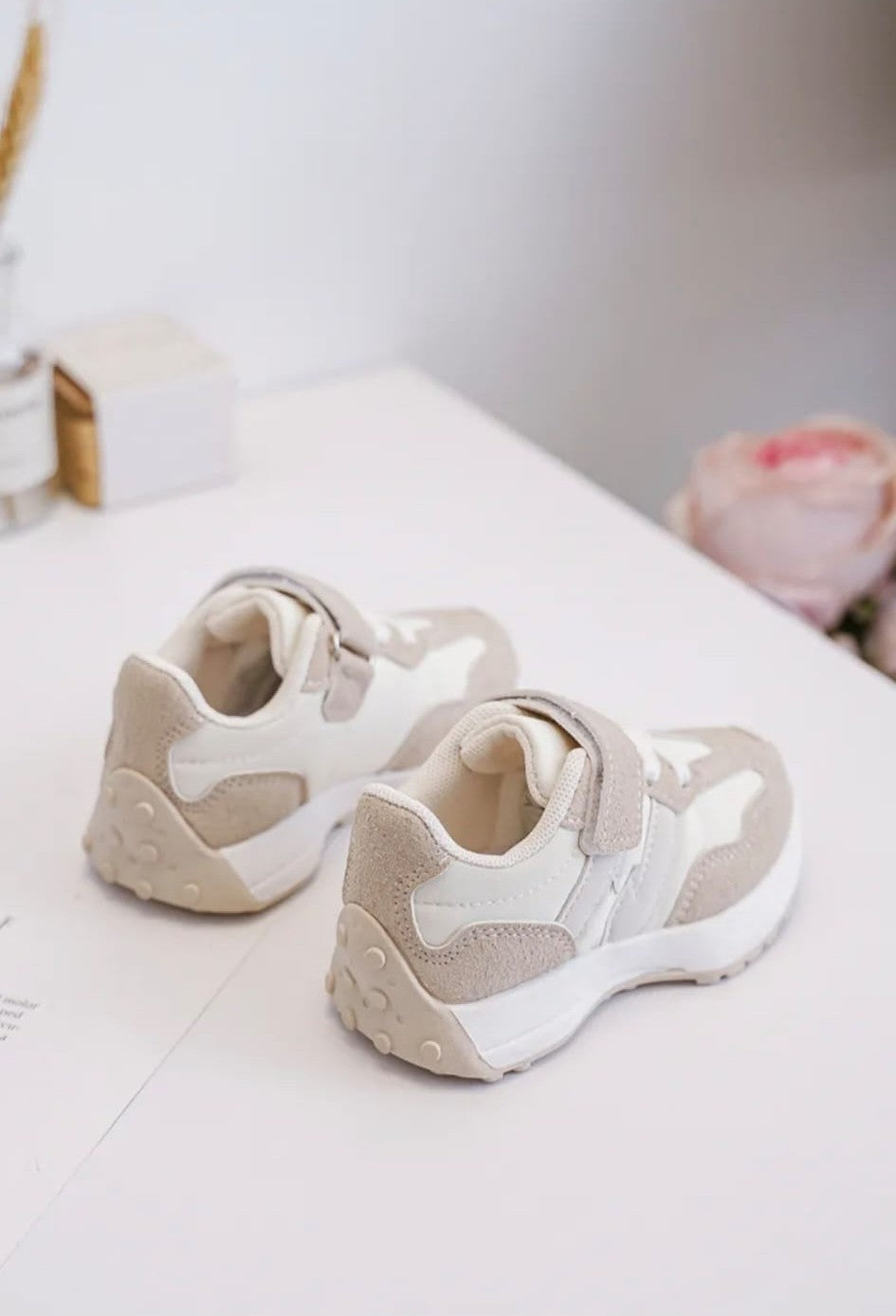 Robin Sneakers