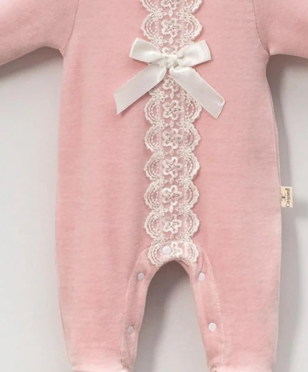 Wendy Vintage Sleepsuit