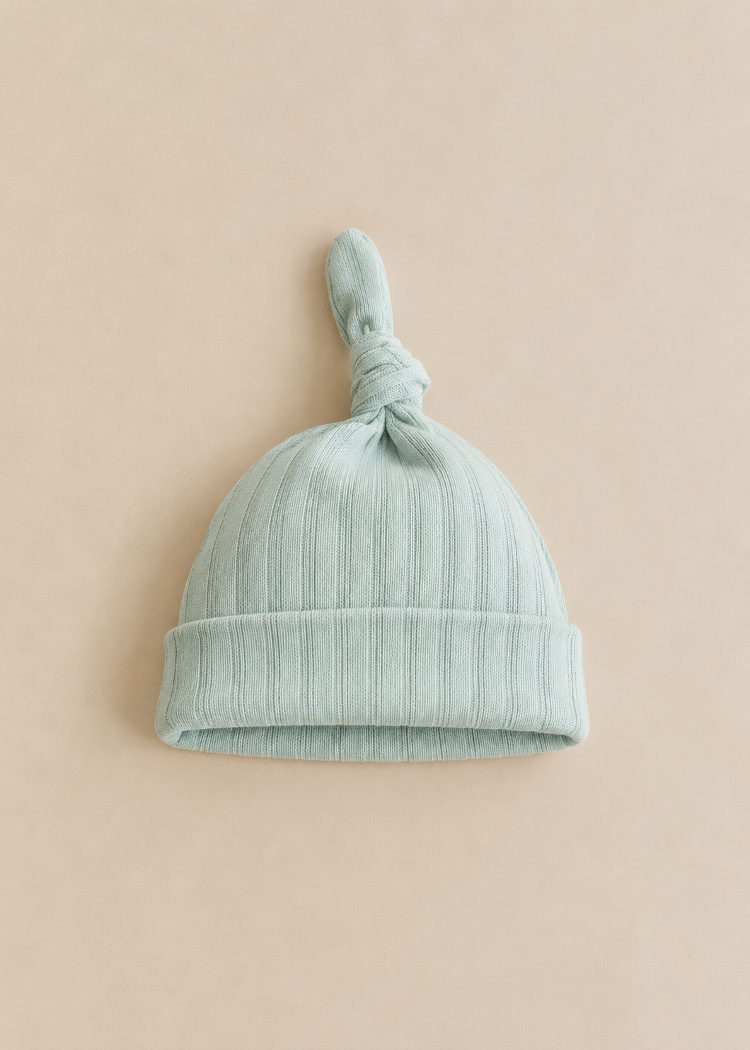 Classic Ribbed Knot Hat