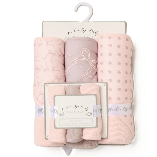Pretty In Pink Hooded Towels & Washcloths Set