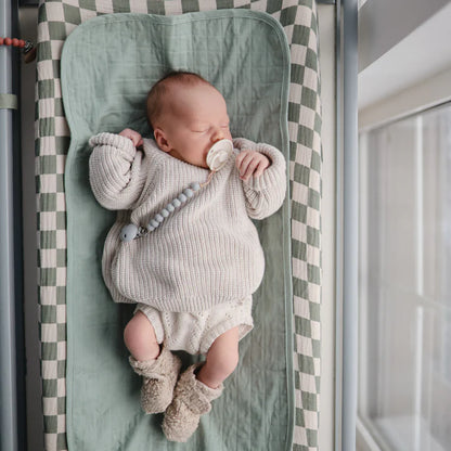 Hera Silicone Pacifier Clip
