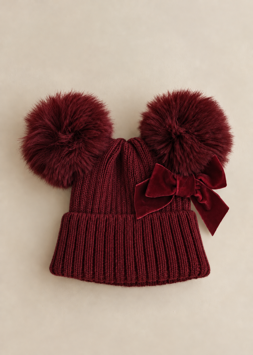 Pom Pom Bow Hat